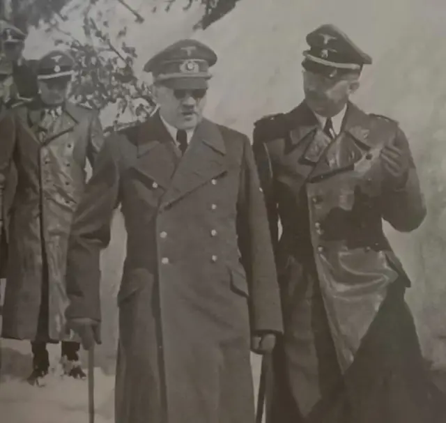 ஹிட்லருடன் ஹிம்லர்