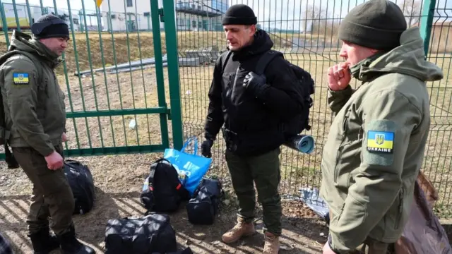 Ukrayna için savaşmak isteyen Estonyalılar, Polonya üzerinden Ukrayna'ya geçiyor