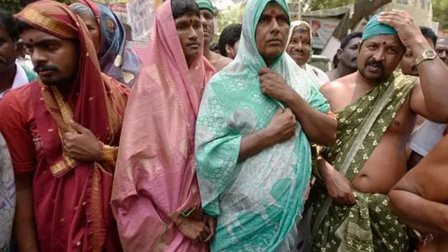 டெல்லி போராட்டத்தில் தமிழக விவசாயிகள்