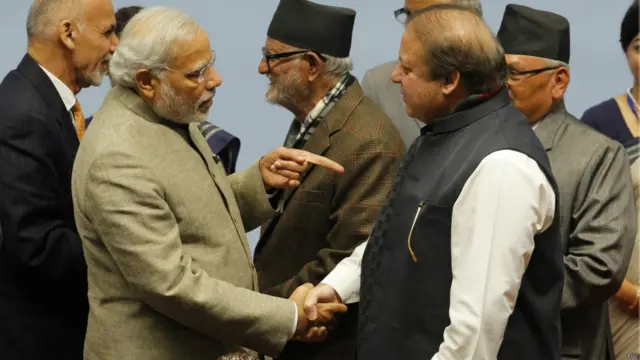 मोदी और नवाज़ शरीफ़