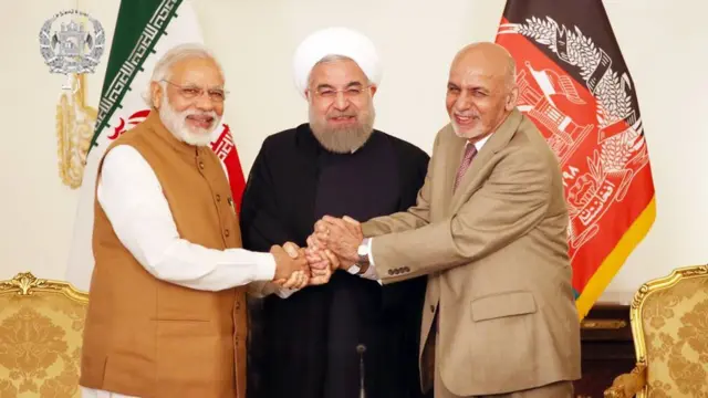 هند، ایران و افغانستان سال گذشته موافقتنامه چابهار را امضا کردند، هند گفته امیدوار است تا ۲۰۱۹ بندر چابهار به بهره‌براداری برسد اما سرنوشت آن به دلیل تحریم‌های ایران مشخص نیست