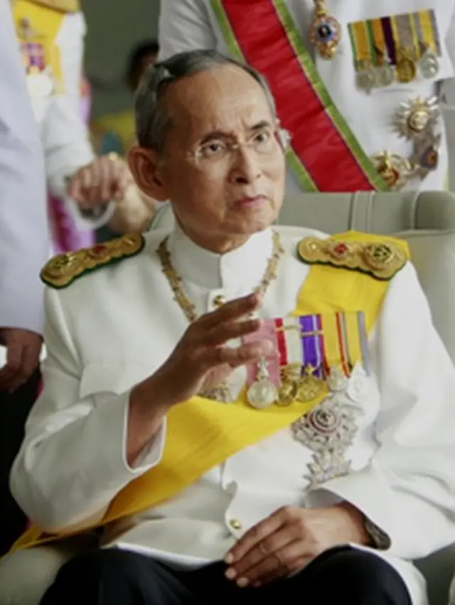 රජුගේ අභාවයෙන් තායිලන්තය ශෝකයෙන්