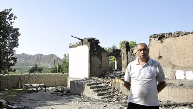 Тажикстан тараптан кол салуу убагында Баткен областындагы чек арага чектеш айылдардан жүздөгөн үйлөр өрттөлүп, талкаланды.
