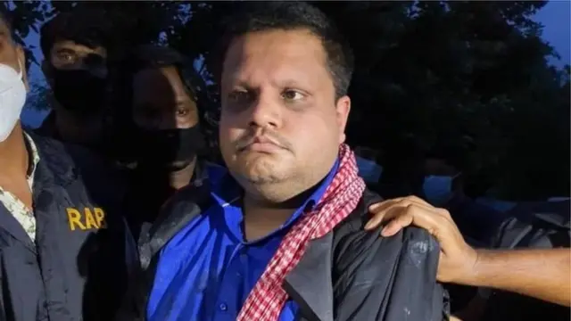 আটকের পর মোঃ সাহেদ