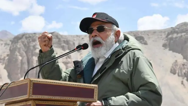मोदी