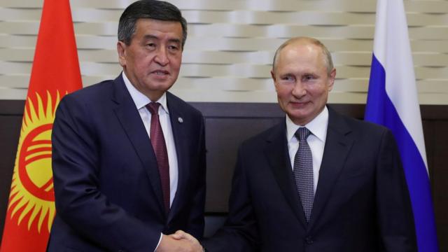 Jeenbekov y Putin