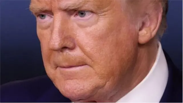 डोनाल्ड ट्रंप