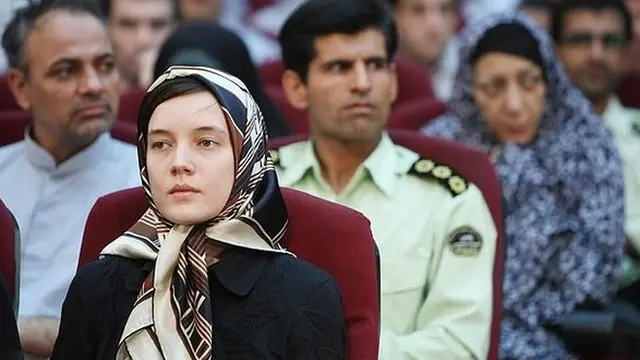 کلوتیلد ریس در دادگاه متهمان حوادث بعد از انتخابات ۱۳۸۸