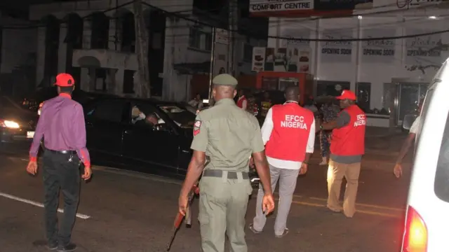 EFCC na gọvanọ Ortom