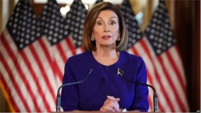 نینسی پلوسی