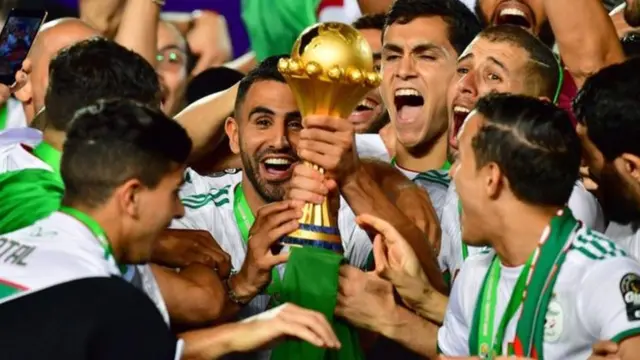 منتخب الجزائر