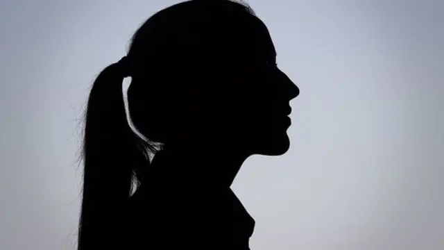 బాధ‌, కోపం, నిరుత్సాహం, ఆందోళ‌న లాంటి భావోద్వేగాలు అంద‌రికీ వ‌స్తుంటాయి. అయితే డిప్రెష‌న్ బాధితుల్లో ఇవి దీర్ఘ‌కాలం ఉంటాయి.