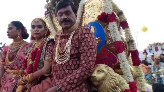 રેડ્ડીની તસવીર