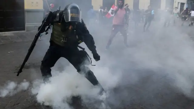 Protesta contra el indulto a Alberto Fujimori en Perú