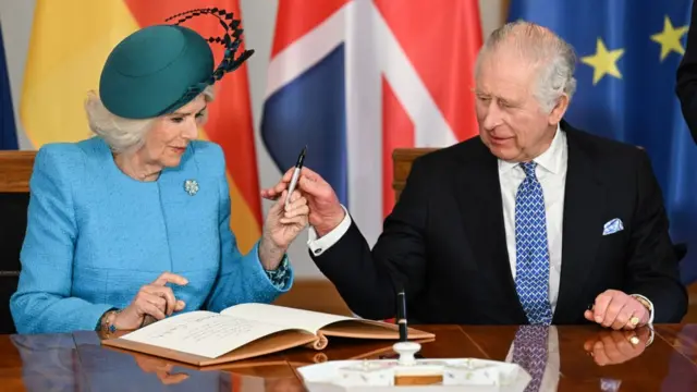 Камила и Карл