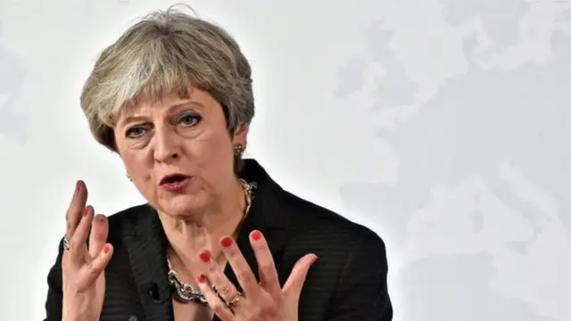 حدود دو ماه پیش ترزا می، نخست وزیر بریتانیا اعلام کرد که کشورش حاضر است ۲۰ میلیارد یورو به اتحادیه اروپا بپردازد که البته اروپایی‌ها خواستار افزایش این رقم شدند