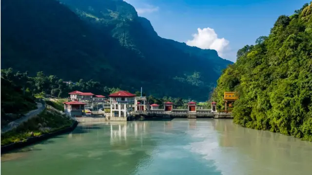 जलविद्युत् आयोजना