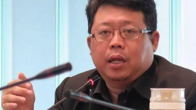 ดร. มานะ มองว่าการปล่อยเพลงแร็พของรัฐบาลมาในเวลาไม่เหมาะสม