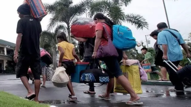 Người dân được khuyến cáo sơ tán để đề phòng
