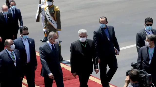 نخست وزیر عراق از ظریق فرودگاه مهرآباد وارد تهران شد