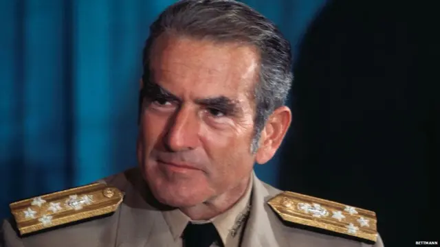 ਐਡਮਿਰਲ ਜ਼ੁਮਵਾਲਟ