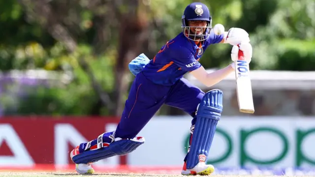 कप्तान यश धुल