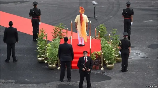 पंतप्रधान मोदी, सुरक्षा दल