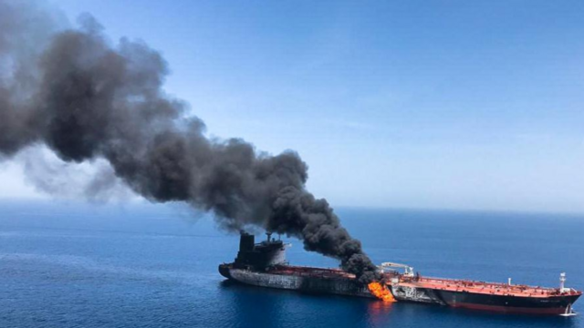 Mỹ cáo buộc Iran tấn công tàu chở dầu ở Vịnh Oman