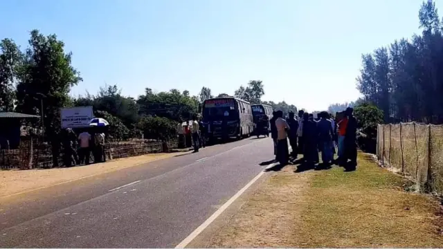 গতকাল থেকেই বাসগুলো উখিয়াতে রয়েছে