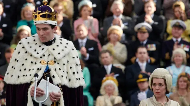 المسلسل الذي غير رؤية العالم للعائلة المالكة في بريطانيا