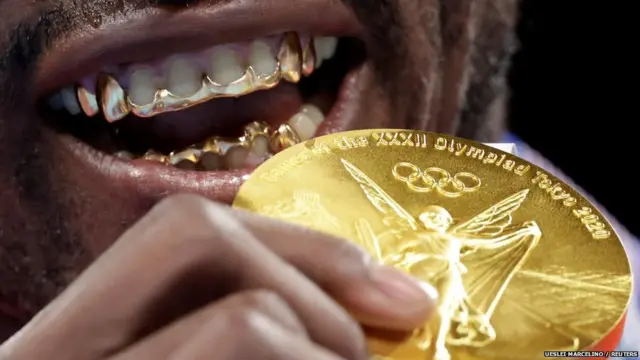 ਜੂਲੀਓ ਸੀਜ਼ਰ ਲਾ ਕਰੂਜ਼