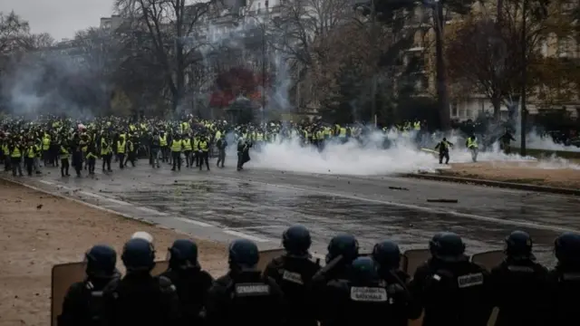 Manifestantes en París