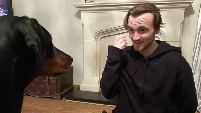 سوني تشاترز