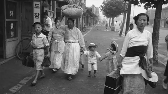 Idadi ya polisi wa Korea Kusini iliongezeka mara dufu , na hivyo kufanya idadi ya walinda usalama wa Kusini kufikia 80,000 ilipofika mwaka 1947