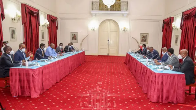 Kenyatta ayaa wafdiga ka socday Somaliland uu uu hoggaaminayay Muuse Biixi ku qaabilay madaxtooyada Nairobi