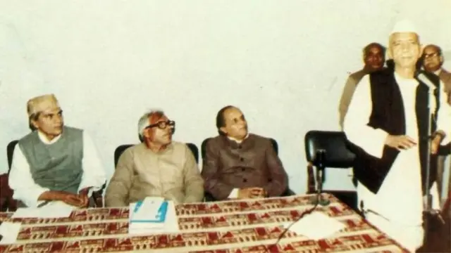 मधू लिमये