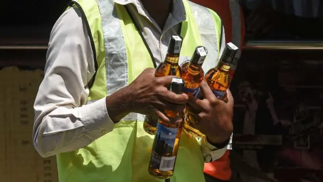 कोरोना वायरस, शराब की बिक्री