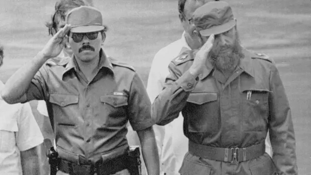 Daniel Ortega y Fidel Castro.