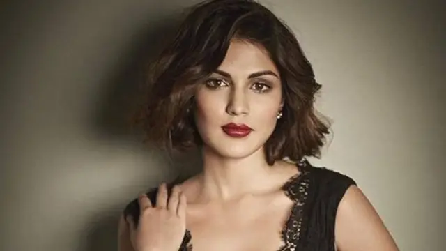 रिया चक्रवर्ती