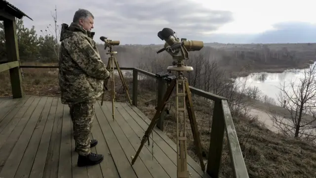 Порошенко камуфляж