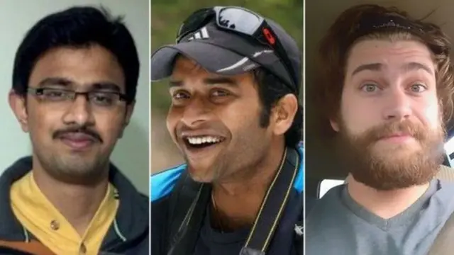 श्रीनिवास, आलोक और इएन