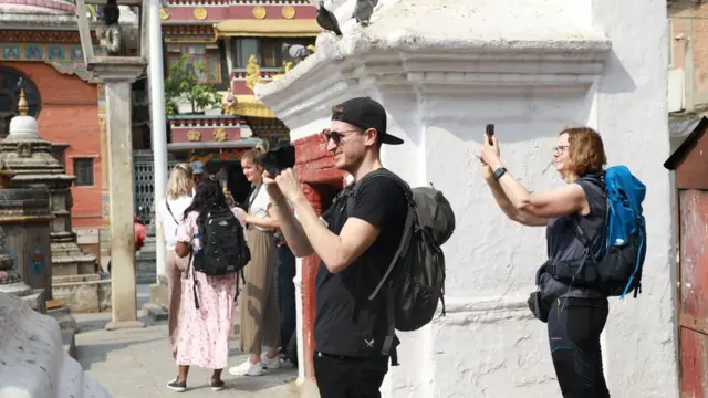 विदेशी पर्यटक