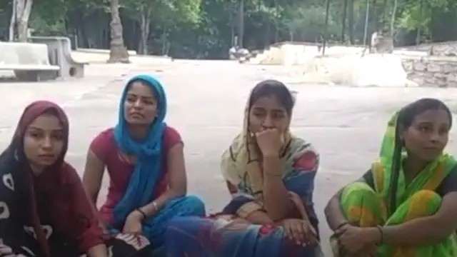 మీనా అక్కచెల్లెళ్లు