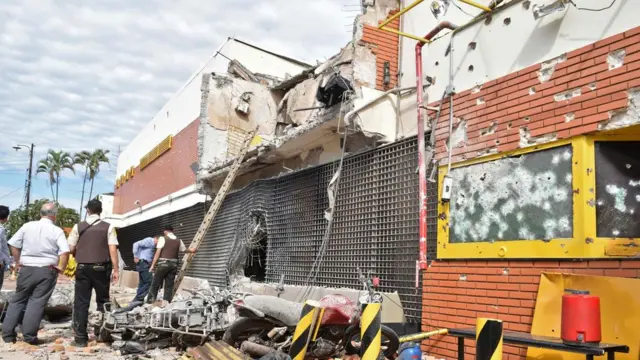 Edificio de Prosegur después del ataque