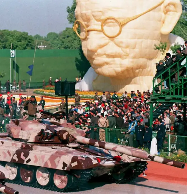 गणतंत्र दिवस परेड