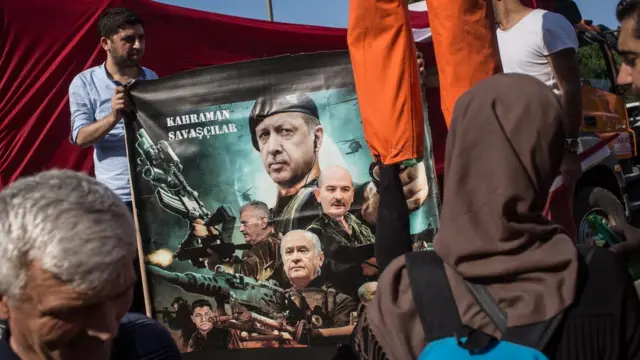 Köprüdeki milli birlik yürüyüşü