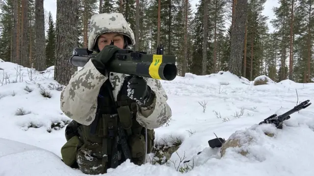 боец в засаде