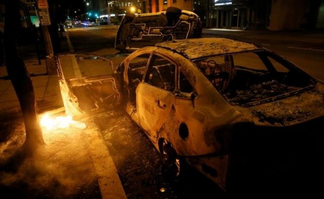 Torched cars in Washington DC. Photo: 31 May 2020