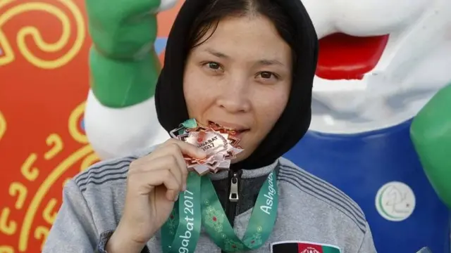 فیروز مشعوف