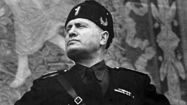 முசோலினி